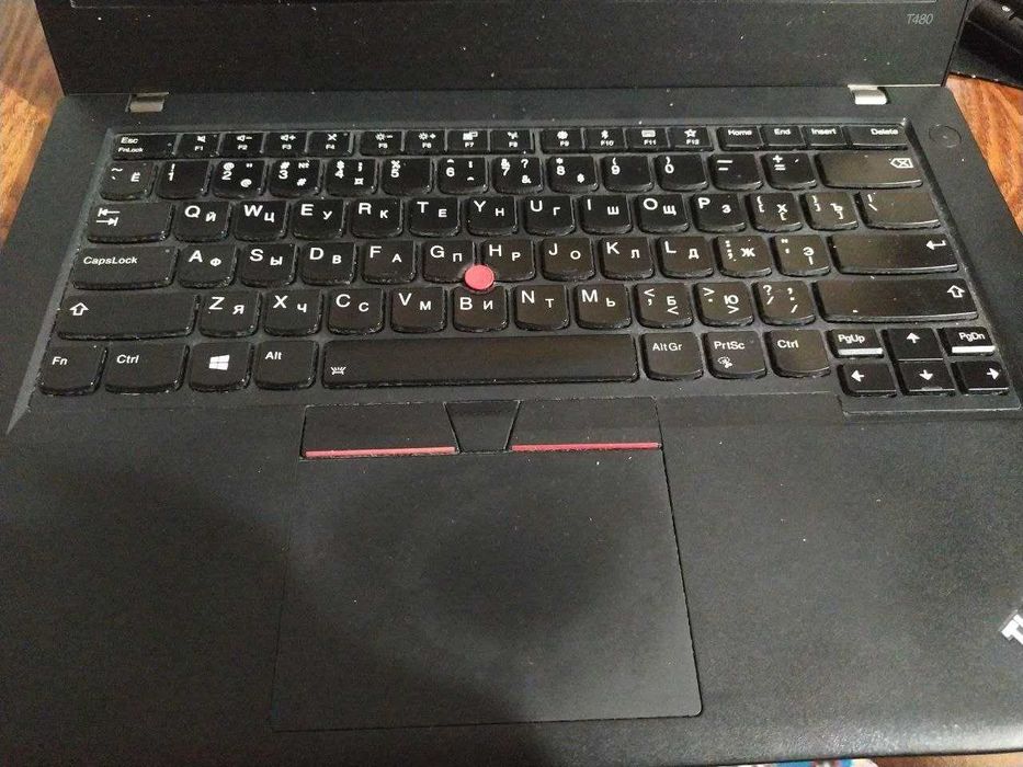 Продам ноутбук на запчасти