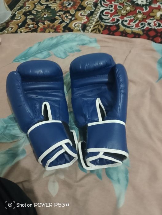 Бокс перчатка таза