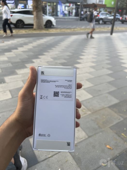 Samsung Galaxy A17 qora