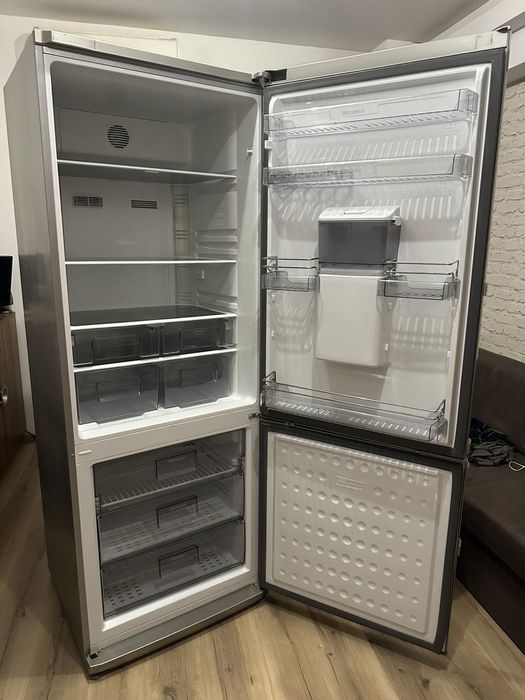 Хладилник Blomberg