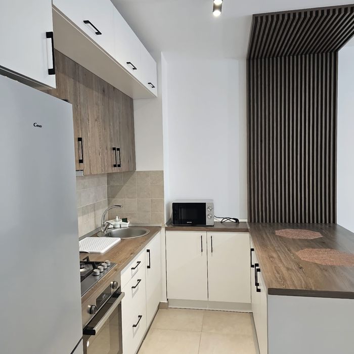 Închiriez apartament în regim hotelier