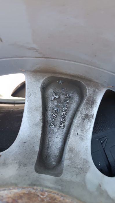 Продам комплект летней резины 265/65/17