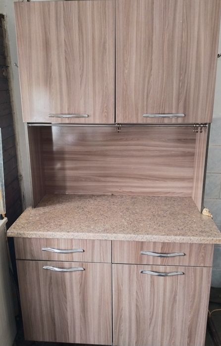 Продам кухонный шкаф