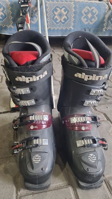 Продам профессиональные горные лыжы