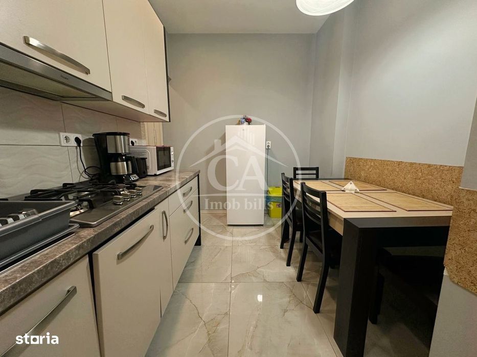 Apartament de vanzare cu 2 camere zona Centrala, Oradea