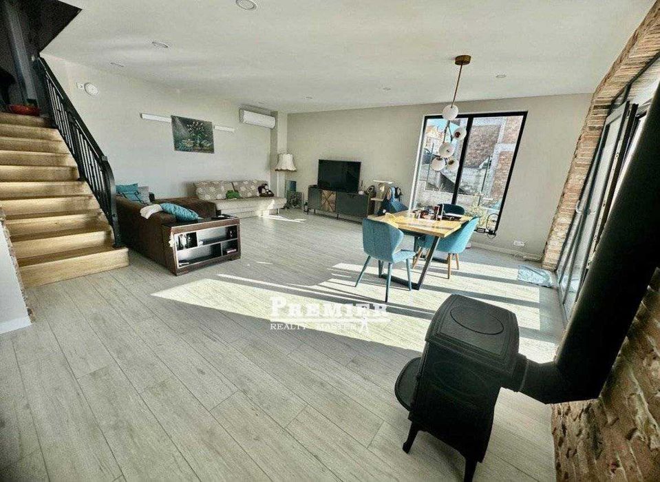 Продава се Къща в к.к. Слънчев бряг - 185 кв.м за 1892 €/кв.м - Снимка #10