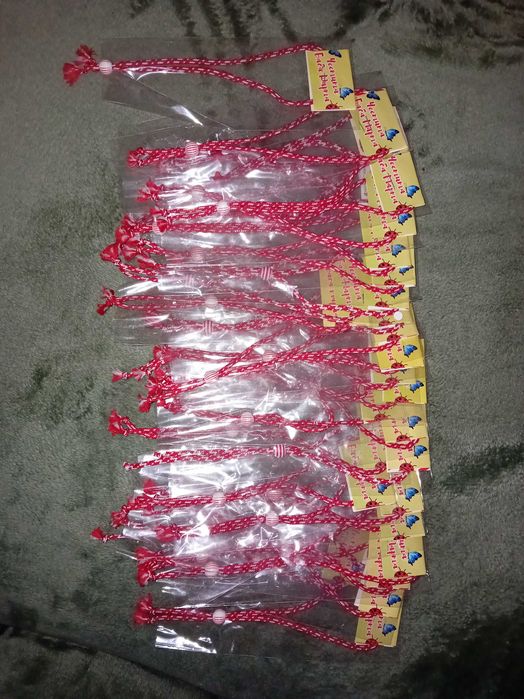 Лот от мартеници