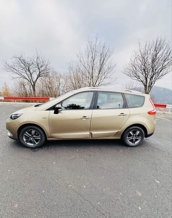 RENAULT Grand Scenic 2015 — imagine 3