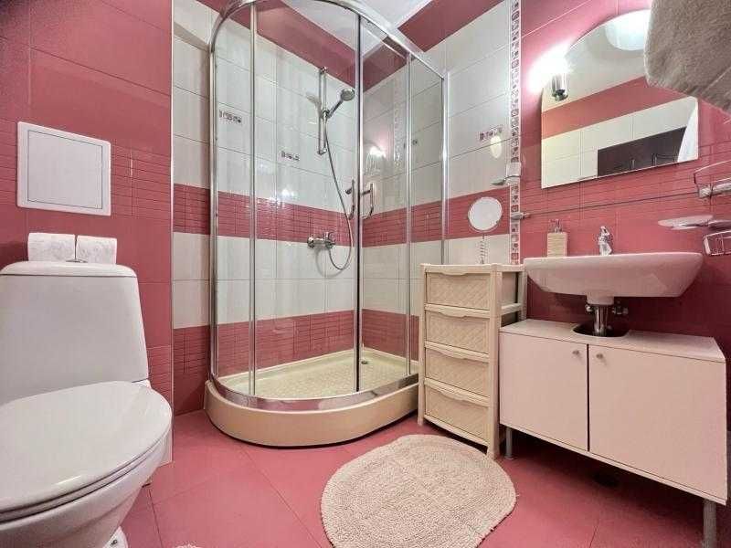 Дава се под наем Двустаен апартамент в Бургас, Възраждане - 80 кв.м за 612 € - Снимка #6