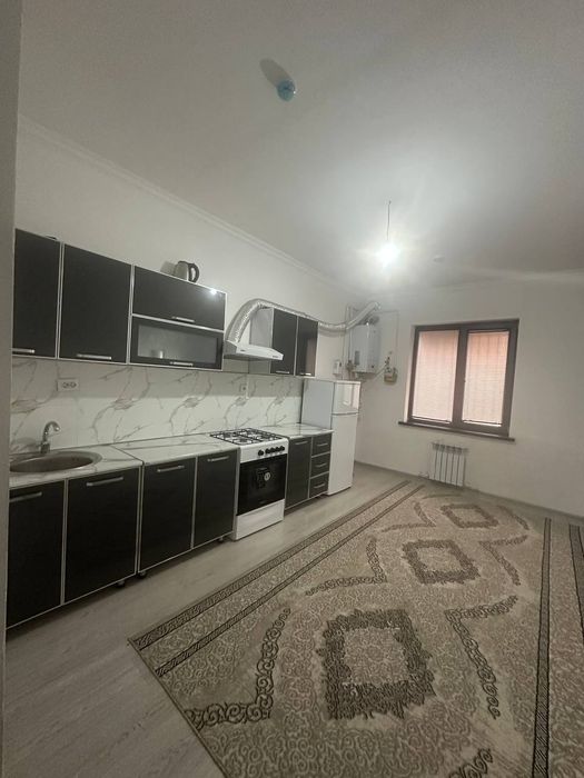 Срочно сотилади 2-хонали, 65 кв.м, Янгихаёт