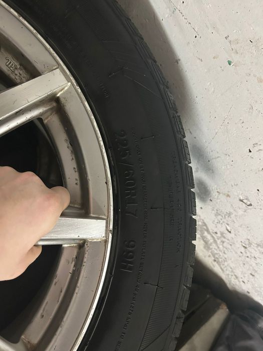 Продам комплект дисков с резиной