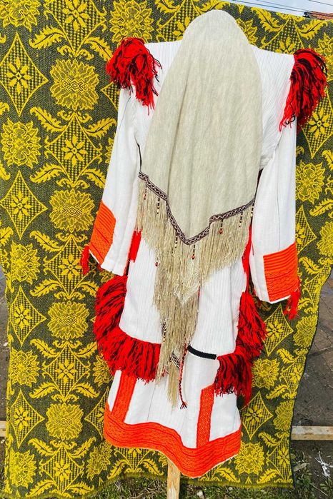 Македонска носия