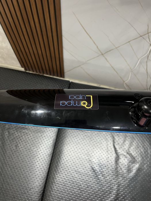 Продам кушетку и лампу