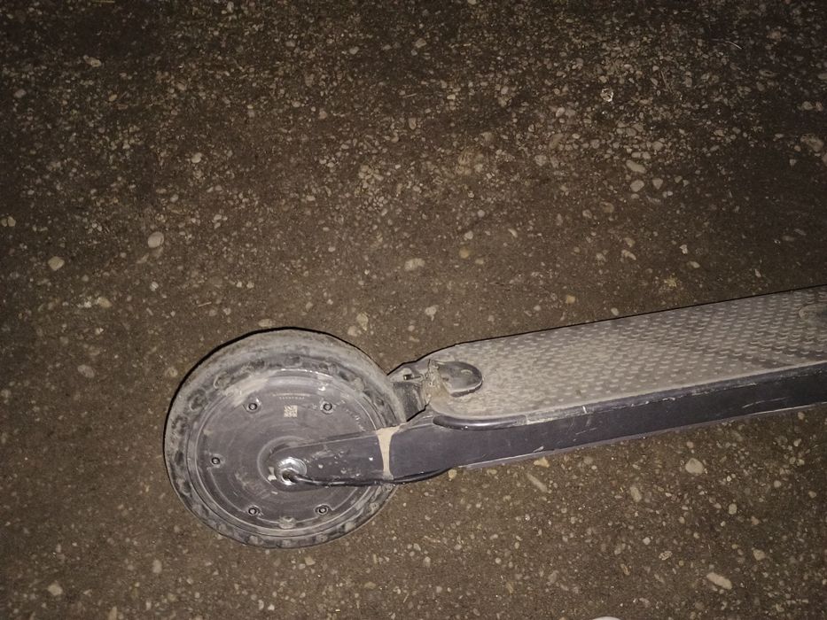 Vând trotineta full sau pe piese