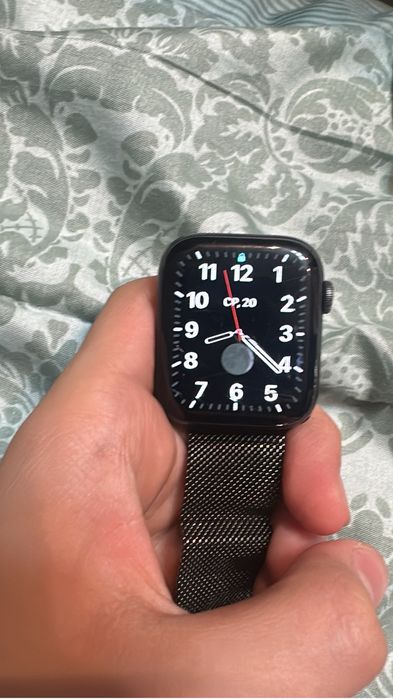 Apple wach  5.