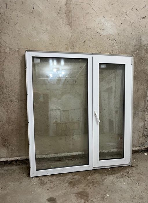 Продам пластиковое окно