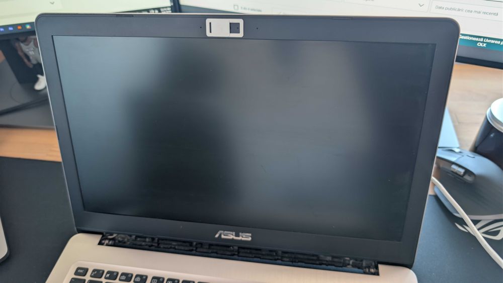 Laptop ASUS N580V | i7-7700HQ | 8GB RAM | SSD + HDD | Defect estetic