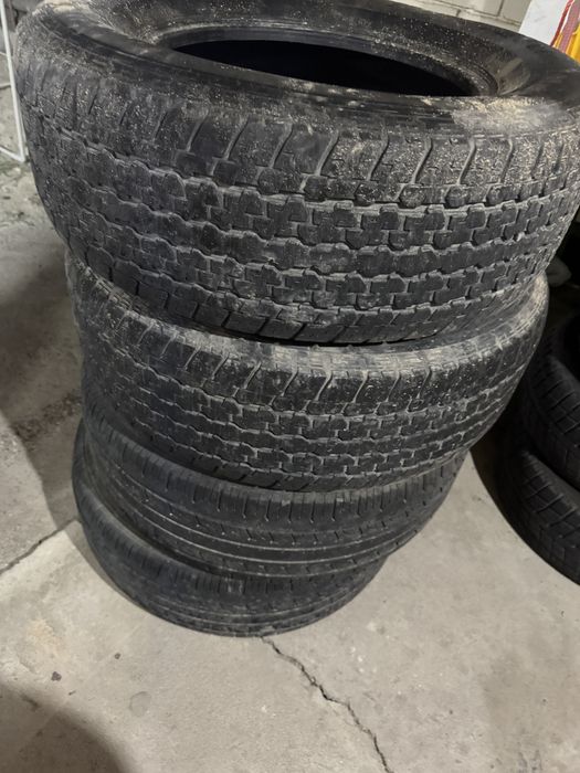 Шины 265/65/17 срочно продам
