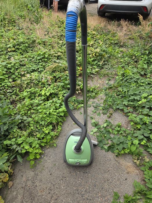 Пылесос philips 1700