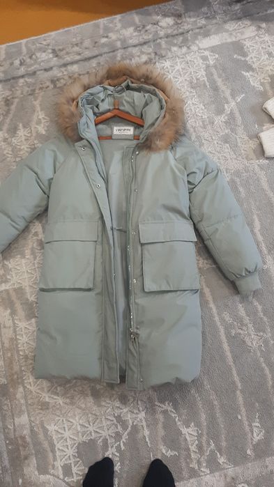 Продам женские куртки