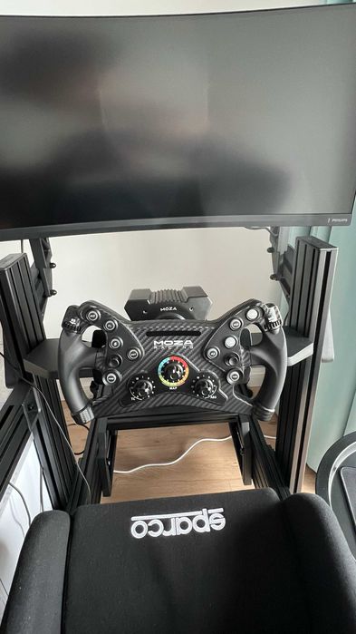 Racing Simulator si Gaming PC