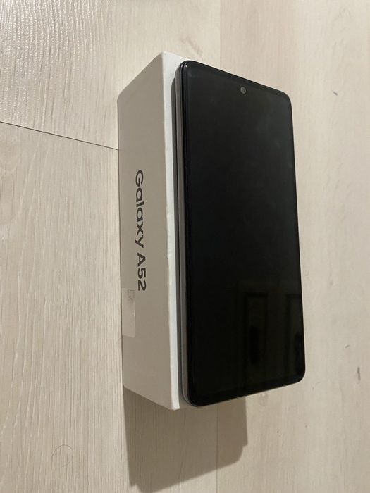 Samsung Galaxy A52 256GB / 8GB RAM