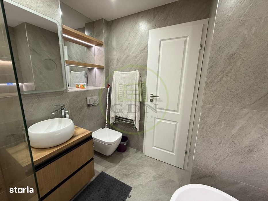 Apartament 2 camere, decomandat, 60 mp, Cartier Craiovita zona Catedra