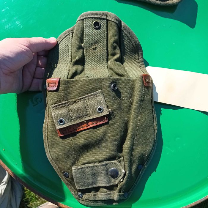 Pouch/Husa lopatica model USA. Perioada Vietnam