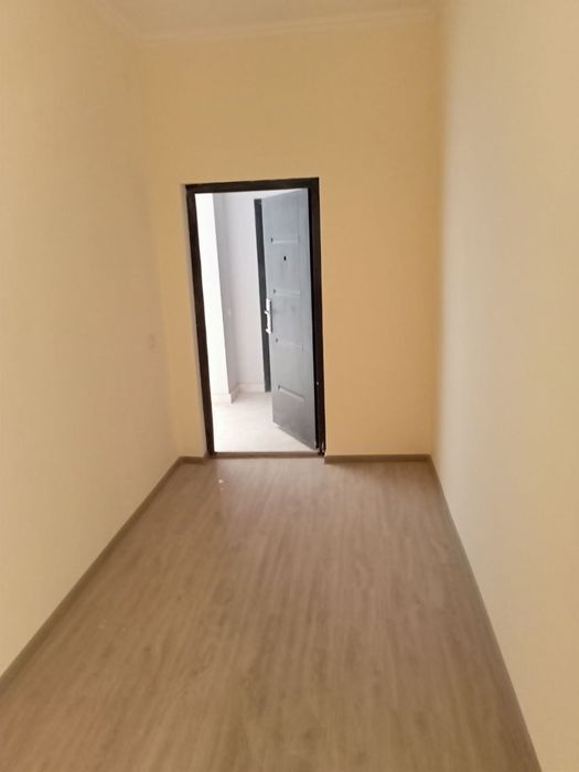 Qarshi shahrida 9-qavatda joylashgan 2 xonali uy sotiladi