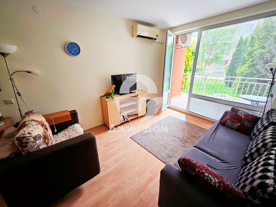 Продава се Двустаен апартамент в к.к. Слънчев бряг - 67 кв.м за 956 €/кв.м - Снимка #1