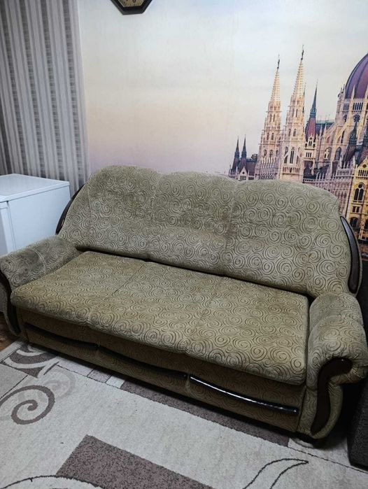 Продам диван б/у