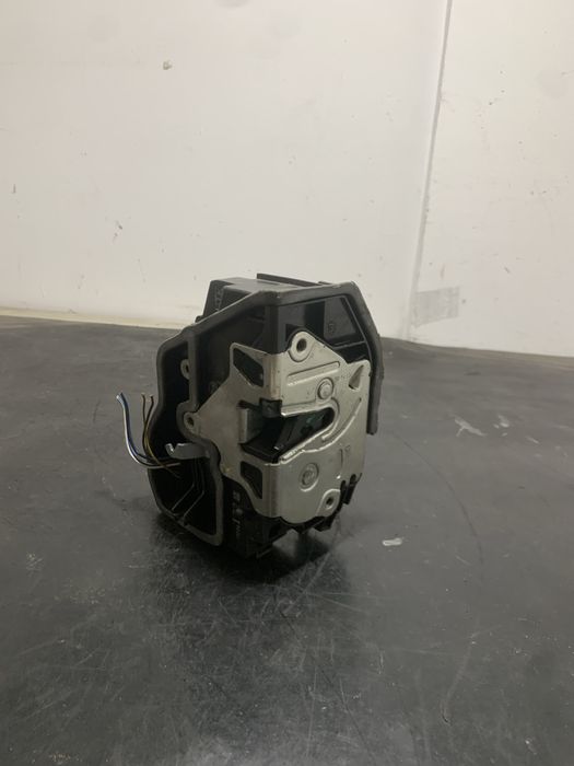 Broasca usa incuietoare dreapta spate BMW Seria 5 E60 E61 | 7036172