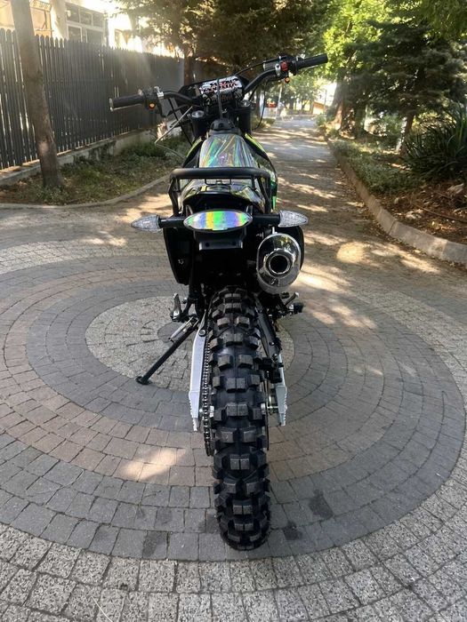!ЧИСТО НОВ! Ендуро мотор 300CC