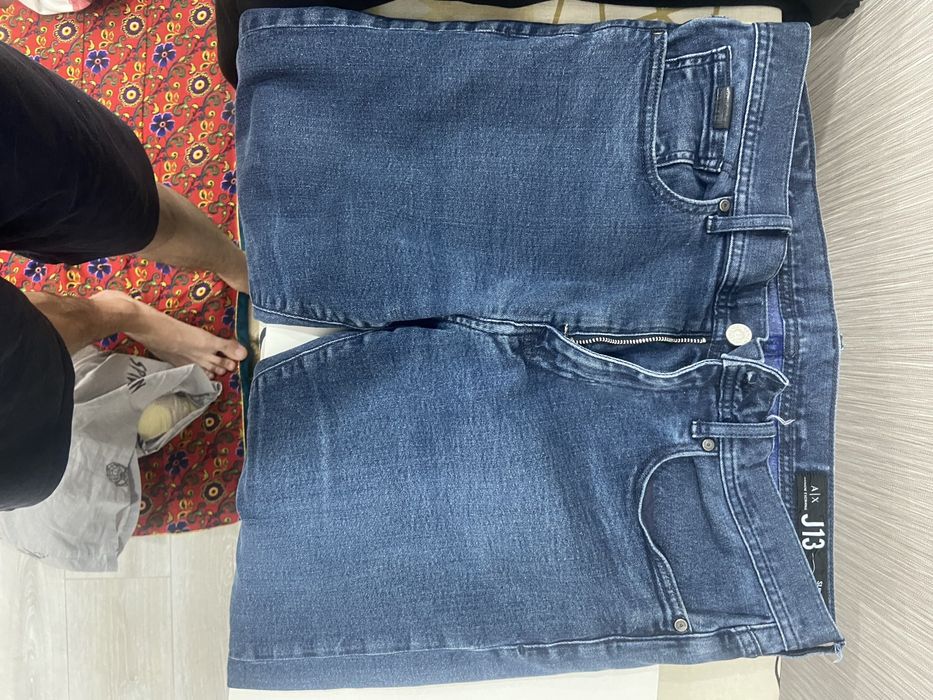 Продам оригинальные джинсы Armani Exchange