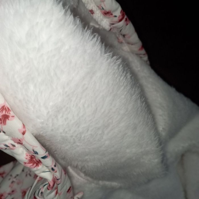 Лёгкая куртка или ветровка с утеплителем