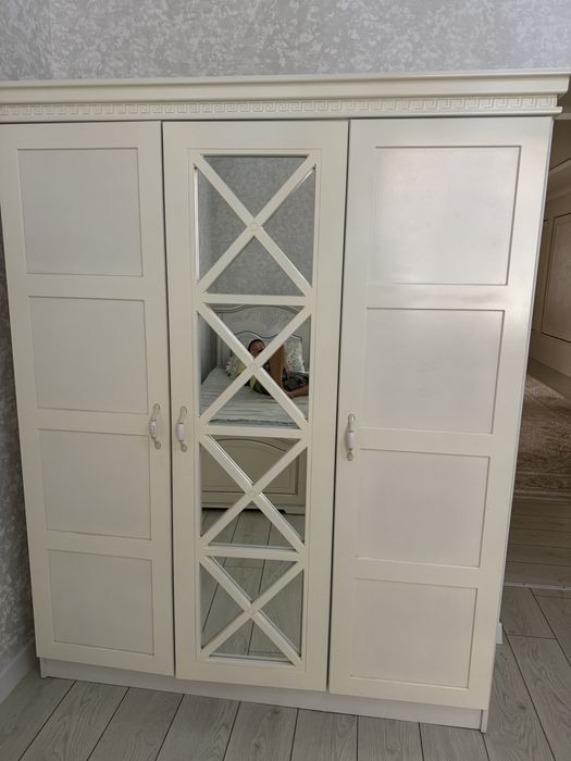 Шкаф сатылады мдф