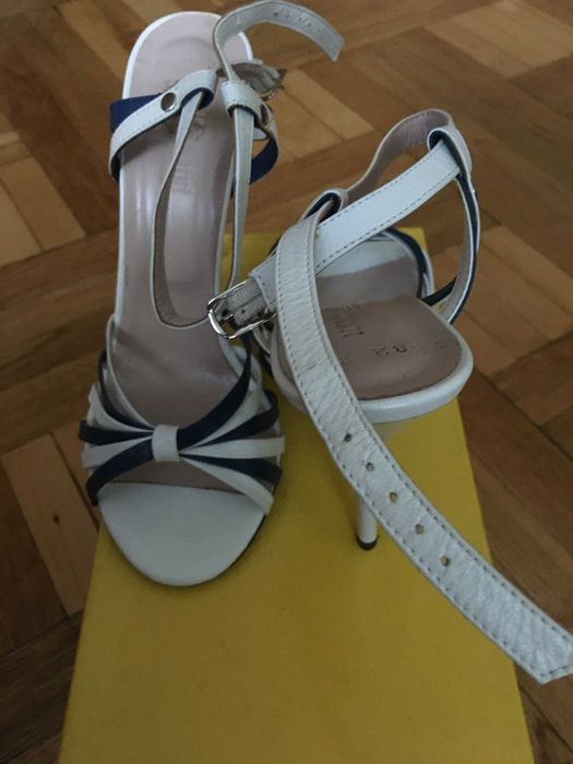 Продам летние босоножки