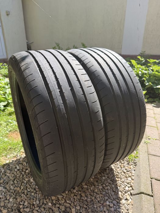 Anvelope 235/45/18