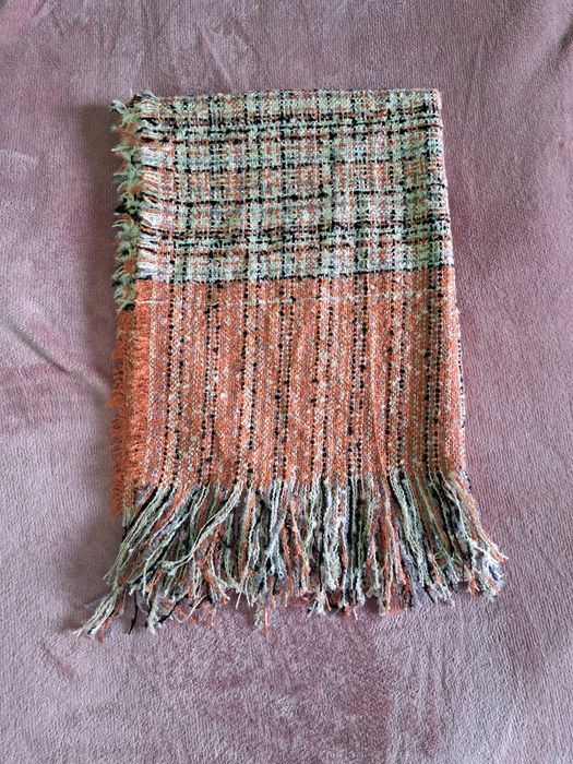 Зимен вълнен ръчно плетен комплект плетена зелена шапка, шал, ръкавици