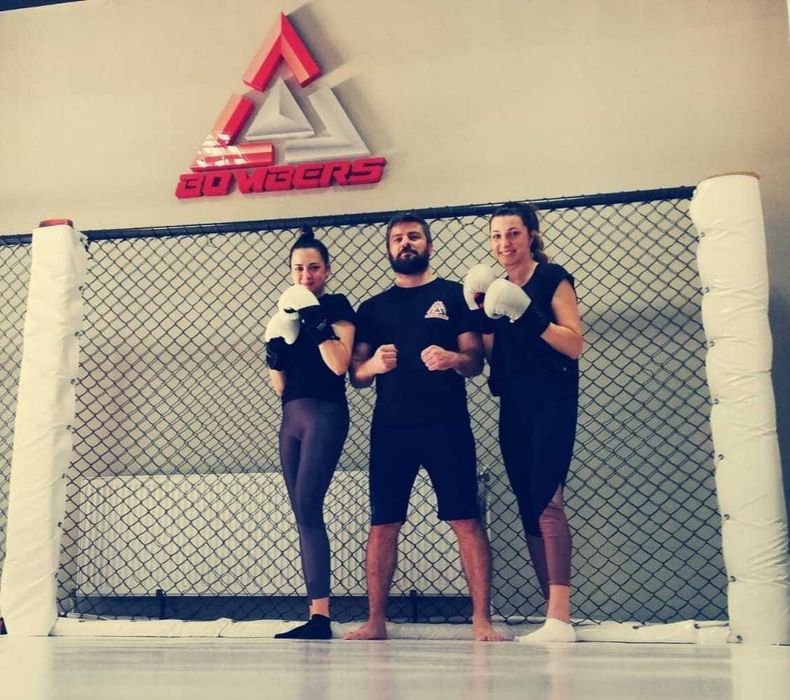 Antrenamente private autoaparare , kickboxing , box/ Personal trainer