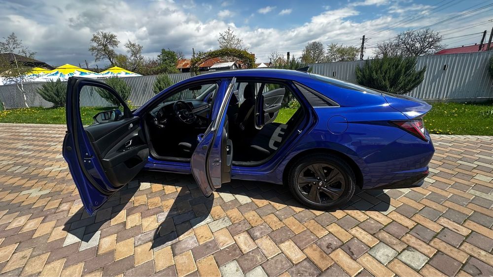 Hyundai Elantra 1.6 Benzina Automata Highway