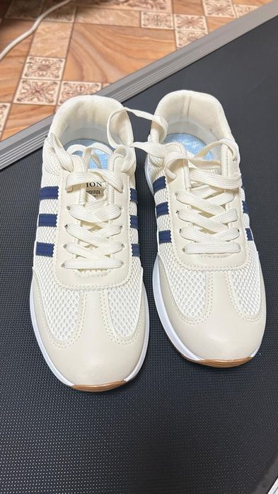 Кроссовки мужские