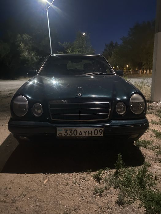 Продам W210 mercedes