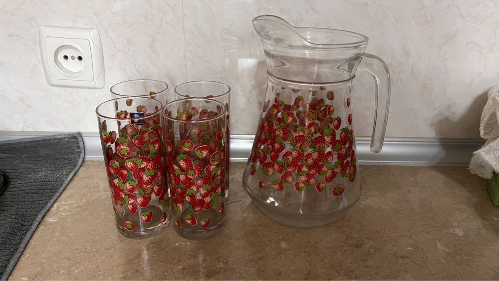 Графин, стаканы