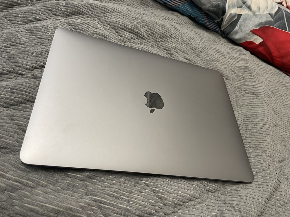 Продам MacBook air M1