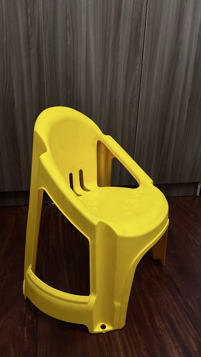 Детский стульчик