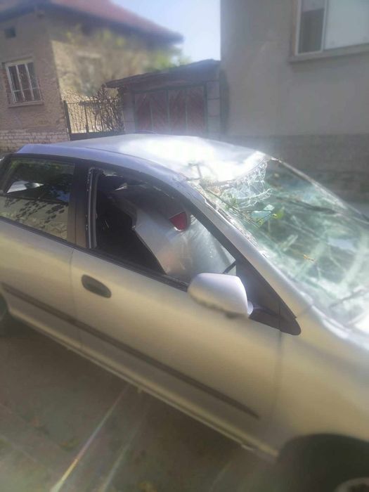 Хонда Сивик 1.4 I  90 к.с 2004 година.