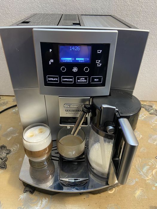 Espresor cafea DeLonghi perfecta capucino graphic touch