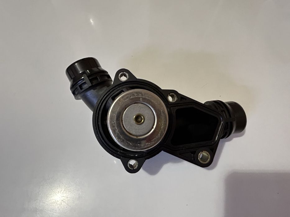 Термостат BMW E39/E60/X5/E38/X3/E46/Z3/Z4