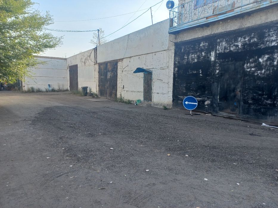 Сдам боксы для спец техники и грузовые машины: 20 000 тг. - Аренда ...